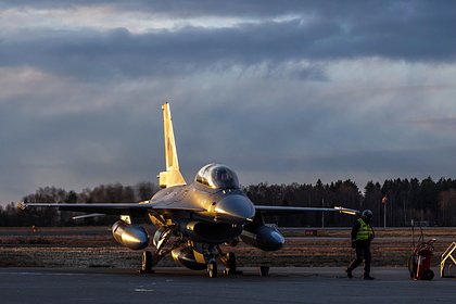 Румыния подняла в воздух истребители из-за Украины