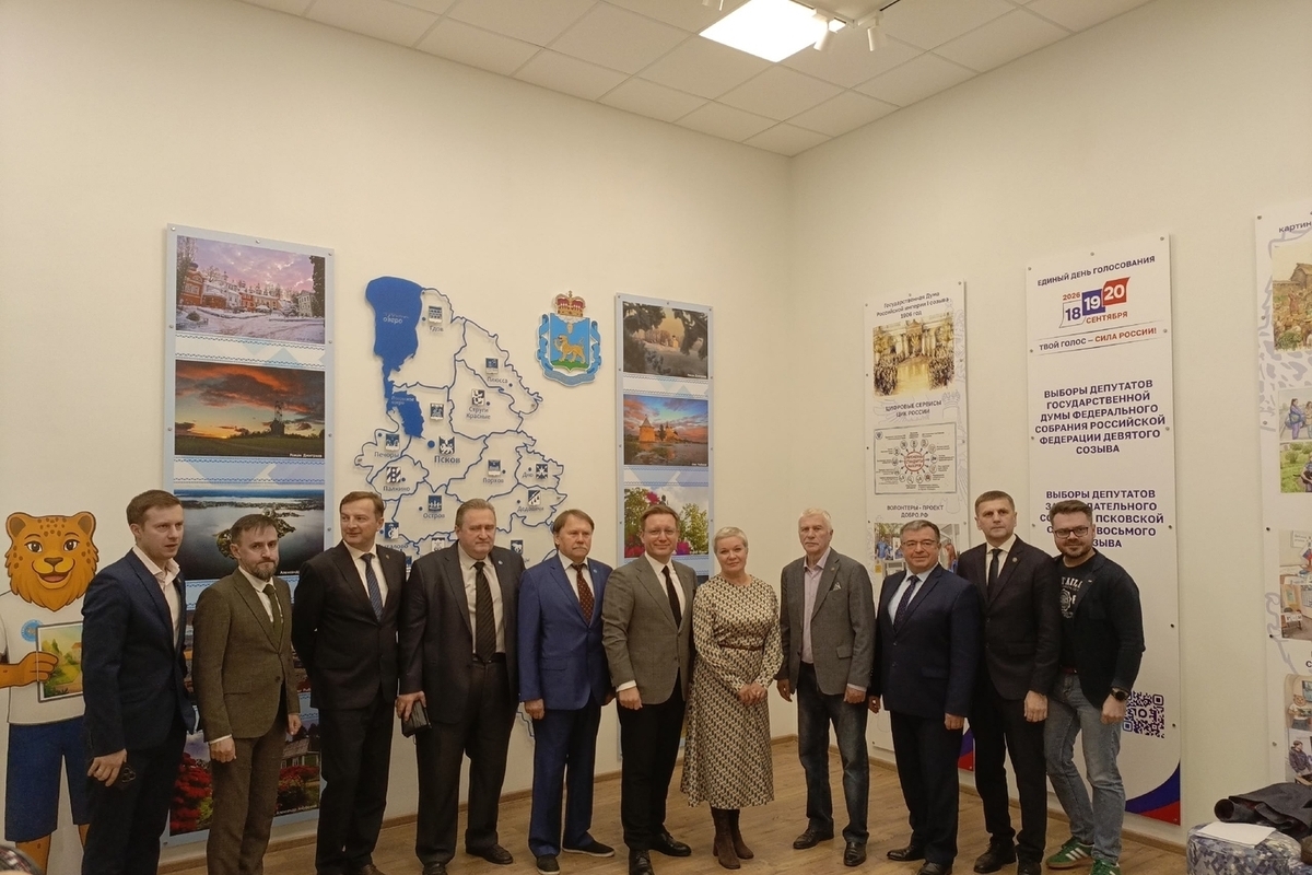 Партийный спискок депутатов Заксобрания зарегистрировал Избирком