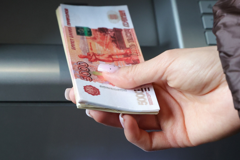 Жительницу ХМАО оштрафовали на 115 тыс. рублей за шум и затопление квартиры