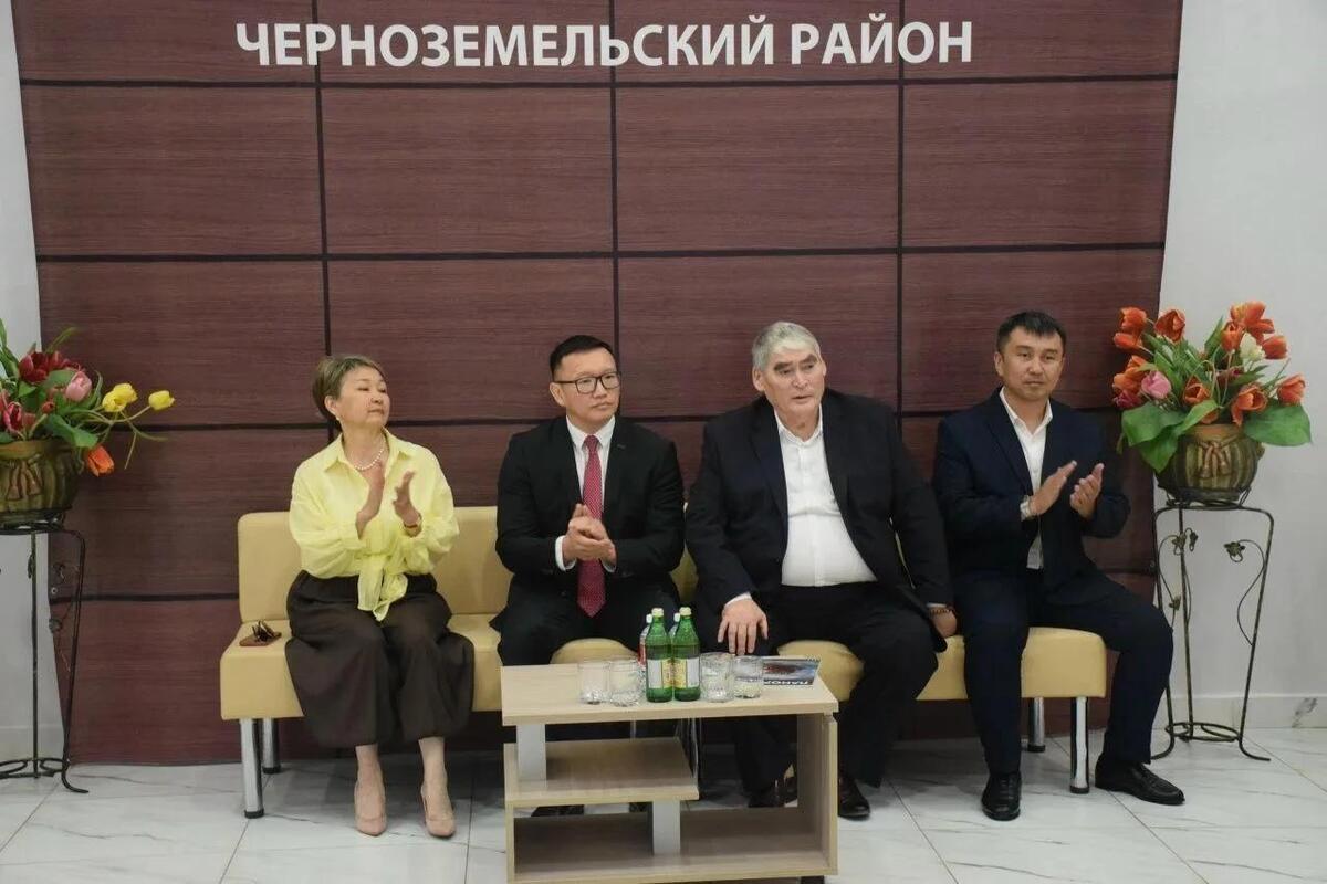 В райцентре Калмыкии открылась выставка фотопейзажей «Красота и таинства природы»