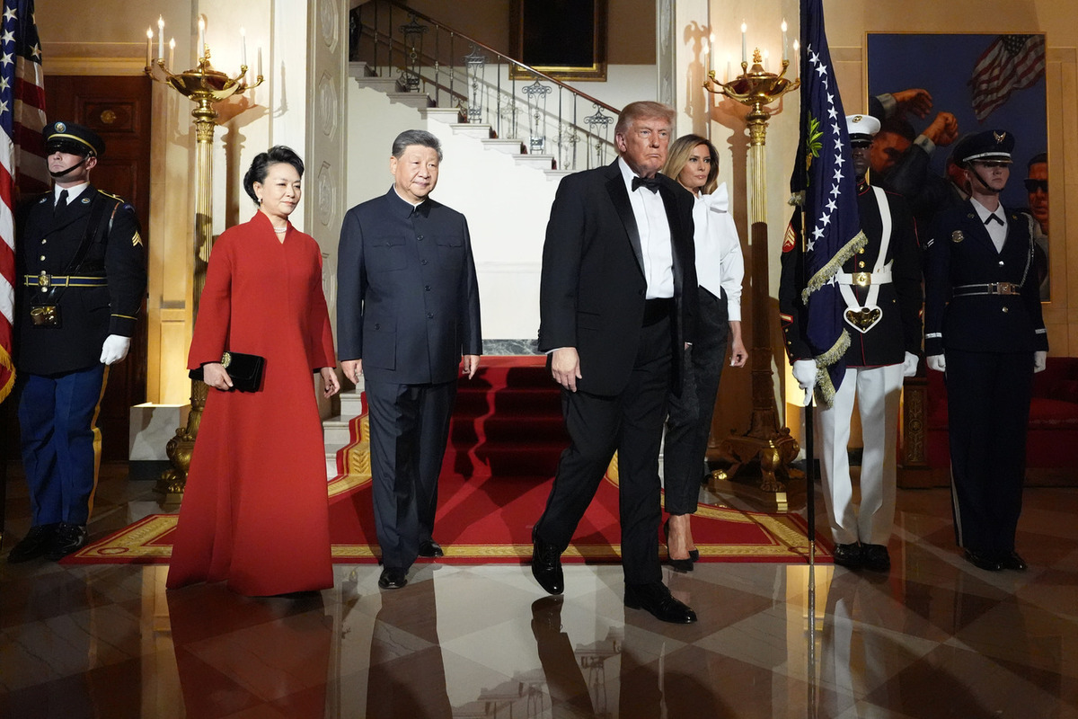 Парад и игристое для Си Цзиньпина: Трамп устроил китайскому лидеру прием с размахом