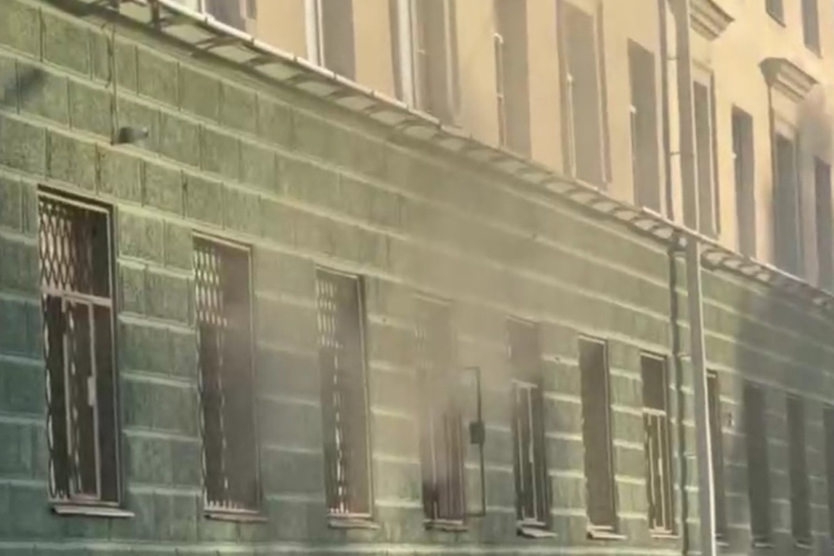 В здании САФУ в Арханегельске произошел пожар: загорелся аккумулятор