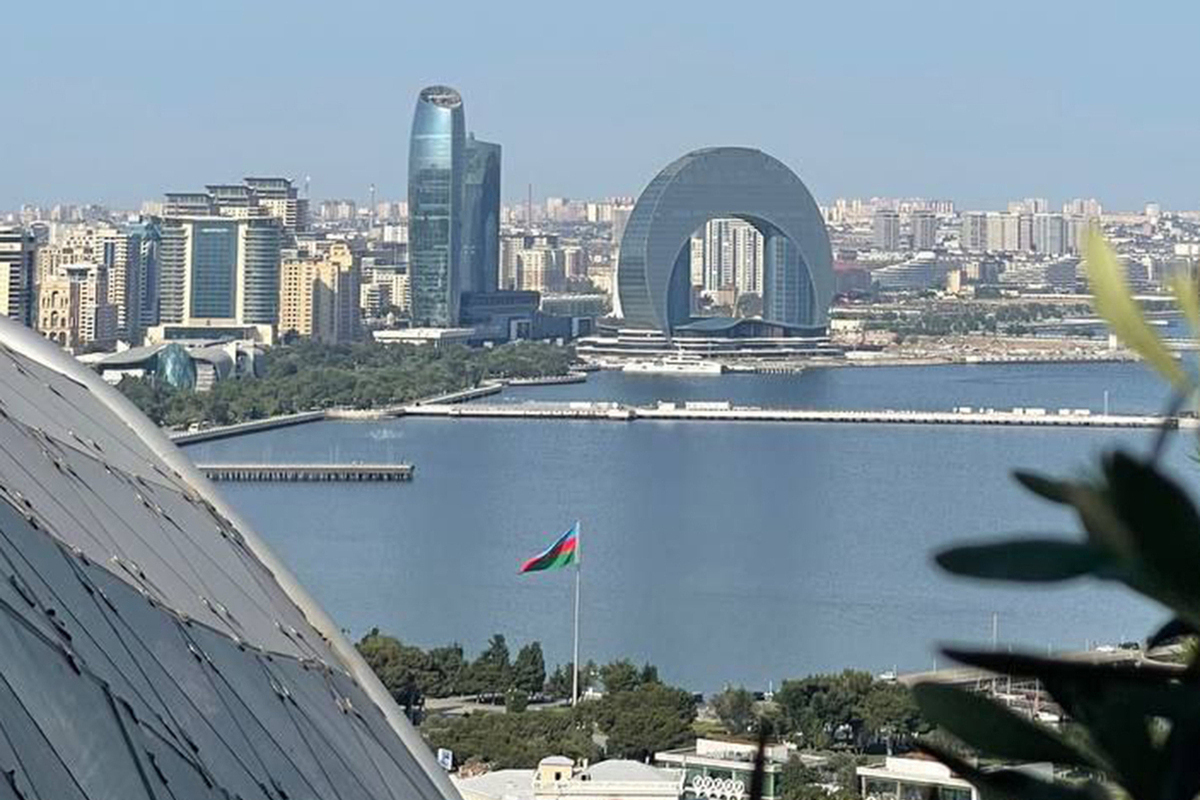В пригороде Баку произошло извержение вулкана