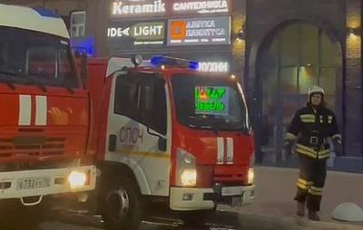 В Томске площадь пожара в двух зданиях выросла до 1,6 тыс. кв. м