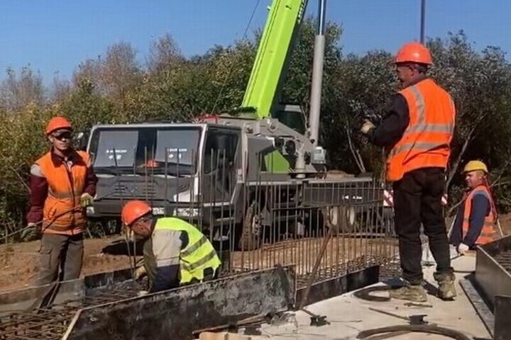 В парке Победы началось возведение консольной смотровой площадки