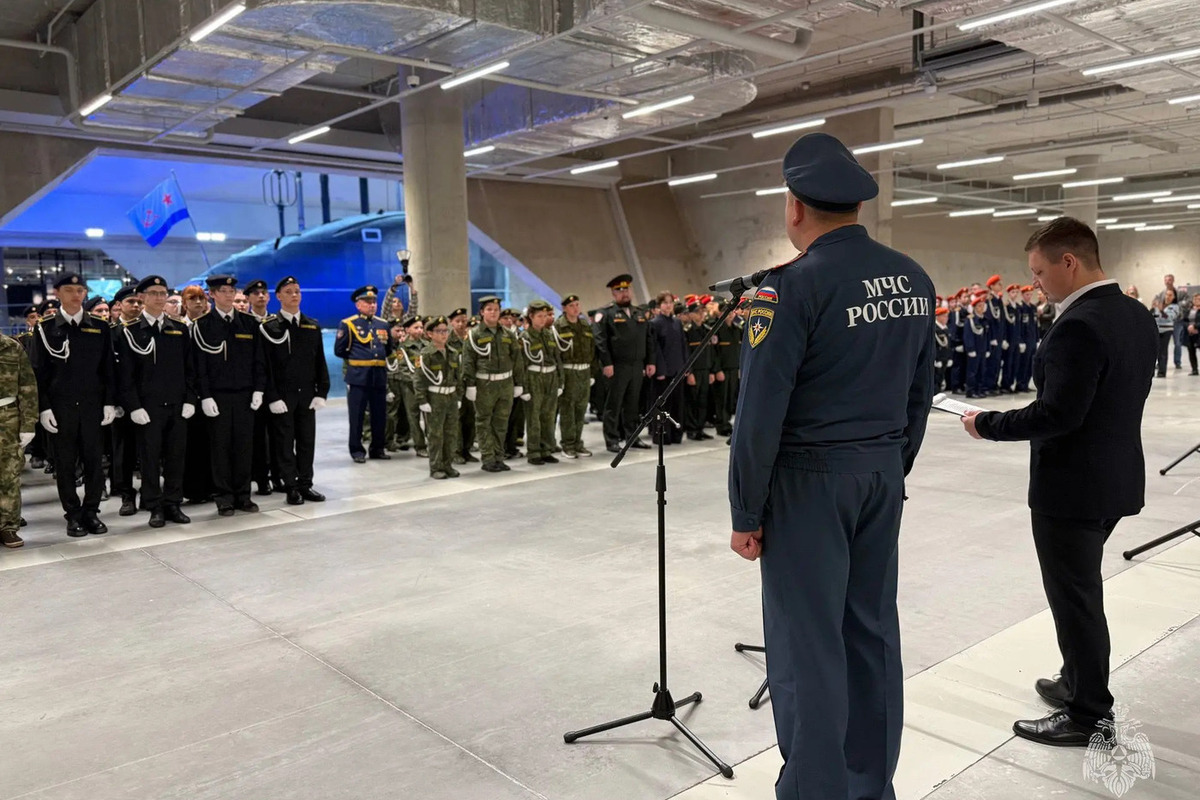 В Кронштадте прошла церемония посвящения кадетов Всеволожского района