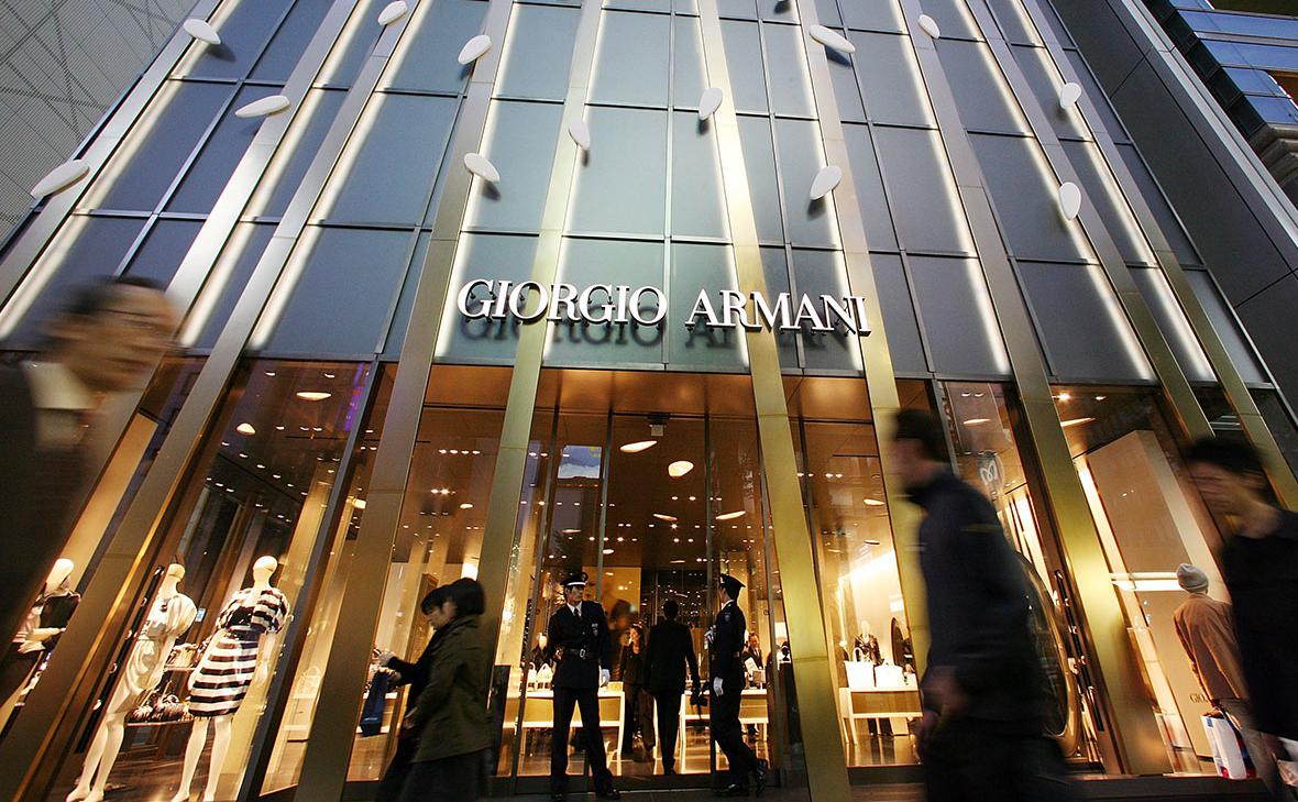 FT узнала о переговорах Armani о продаже доли после смерти основателя
