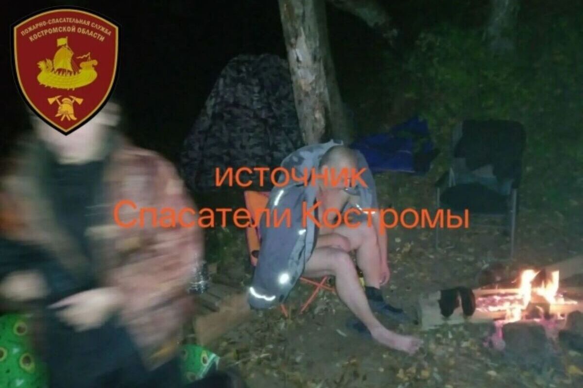 Костромские спасения: рыбака, упавшего с лодки в Волгу вытащили из ледяной воды