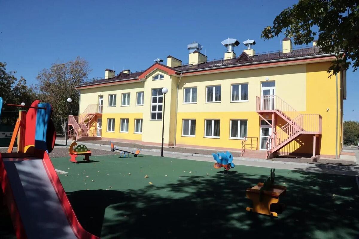 Более 300 зданий детсадов построили и отремонтировали в Крыму с 2014 года