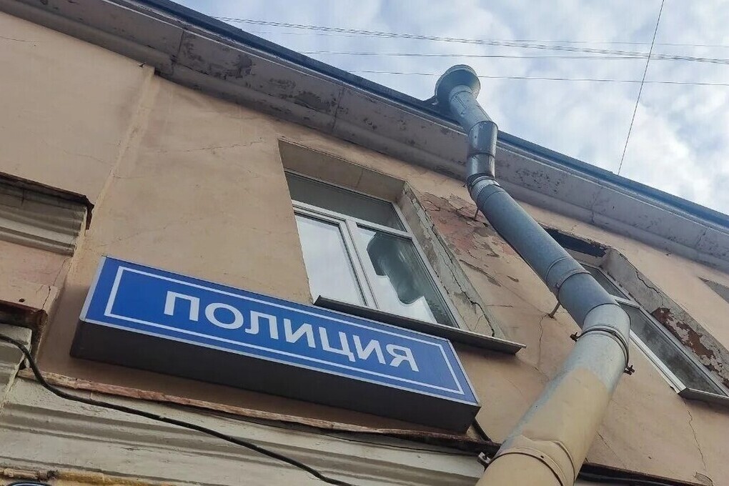 Безответственный петербуржец устроил ДТП на улице Ленина и сбежал от полиции
