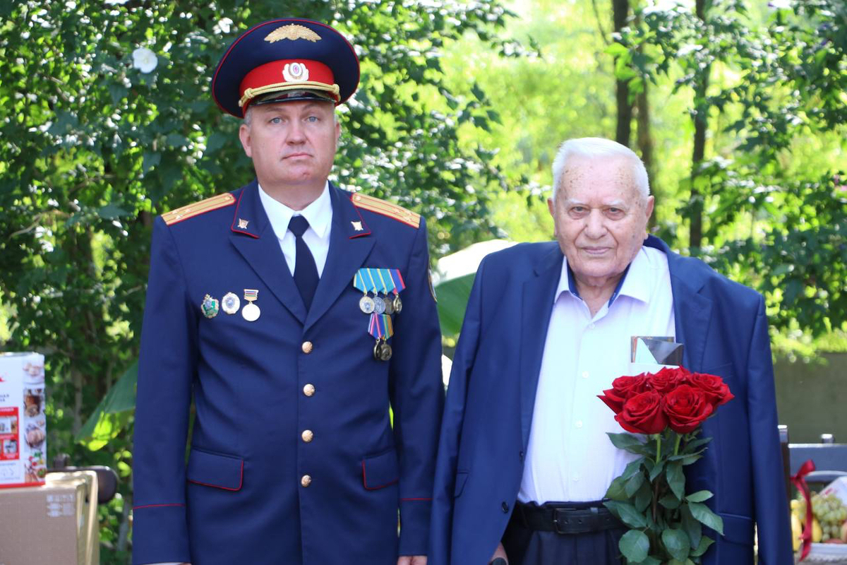 Ветеран ВОВ Алексей Демьяновский из Тбилисского района отметил вековой юбилей