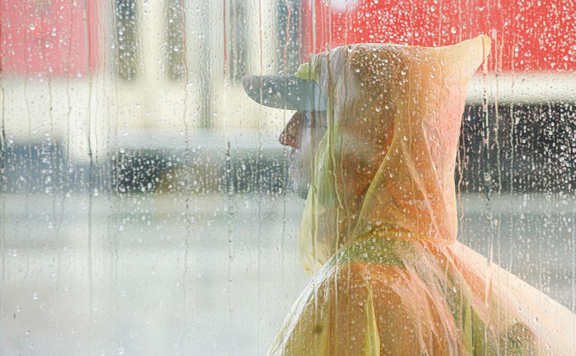 На Кубани объявили штормовое предупреждение из-за ливней, града и ветра