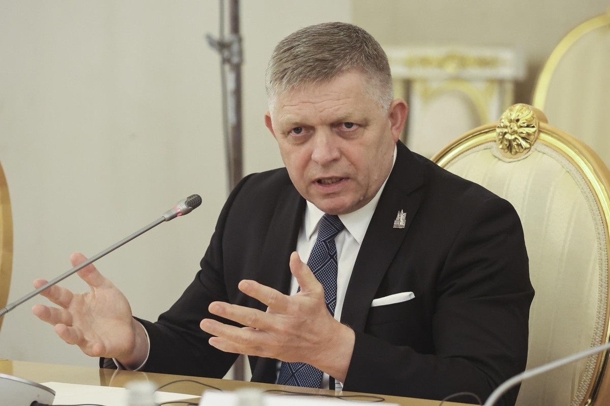 Фицо объяснил, будут ли словацкие солдаты участвовать в конфликте с Россией