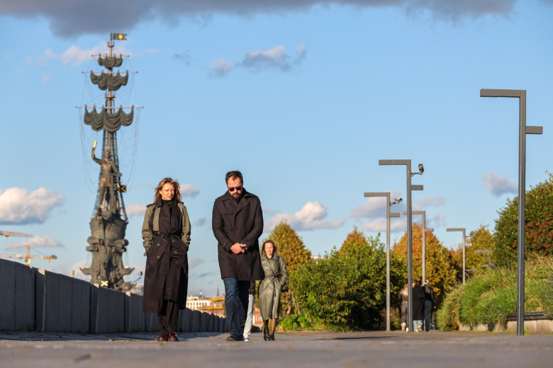Погода в Москве в понедельник, 28 сентября: бабье лето и тепло до +17
