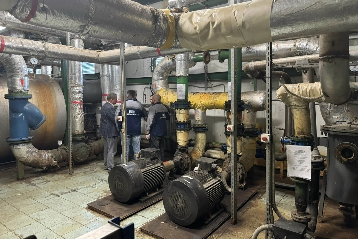 Новгородские коммунальщики проверили проверку теплосетей на прочность