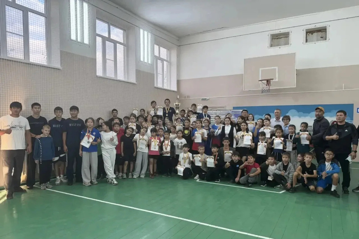 В Калмыкии прошел легкоатлетический кросс памяти Мирхата Уразалиева