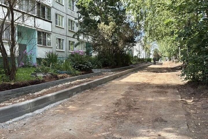 До 20 сентября в Кирове отремонтируют более 20 участков тротуаров и дорог