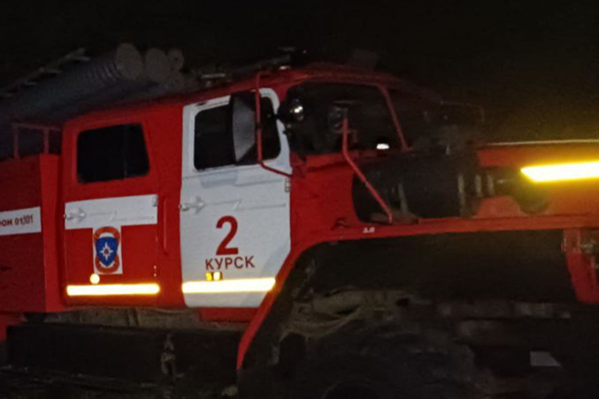На улице Садовой в Курске ликвидировали пожар в здании