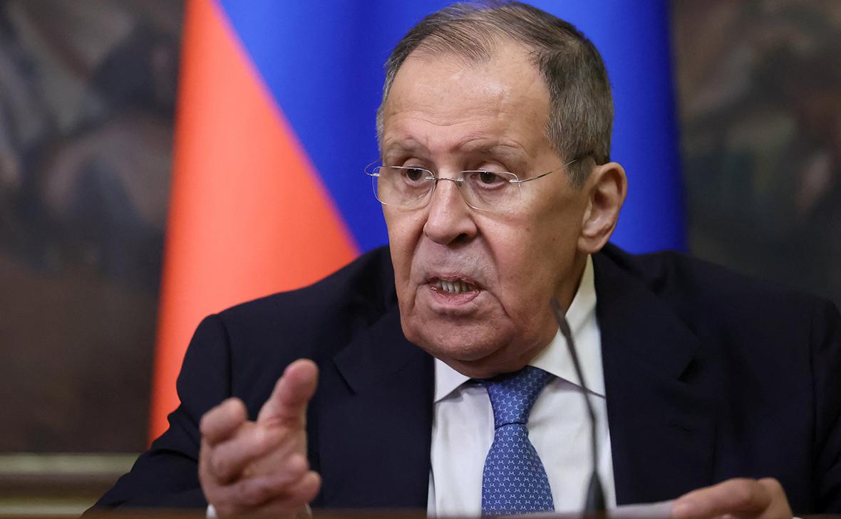 Лавров призвал Сербию отреагировать на вопрос об уничтожении русских