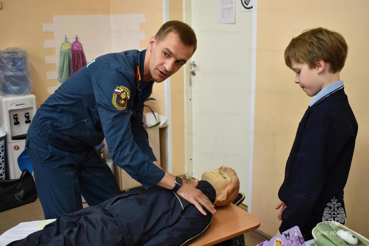 Пензенским школьникам показали, как оказывать первую помощь