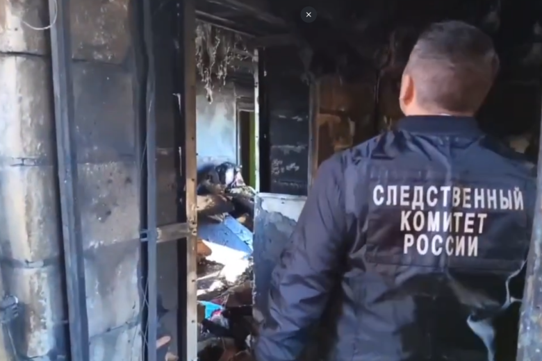 Мать с тремя детьми погибли при пожаре в частном доме на Алтае