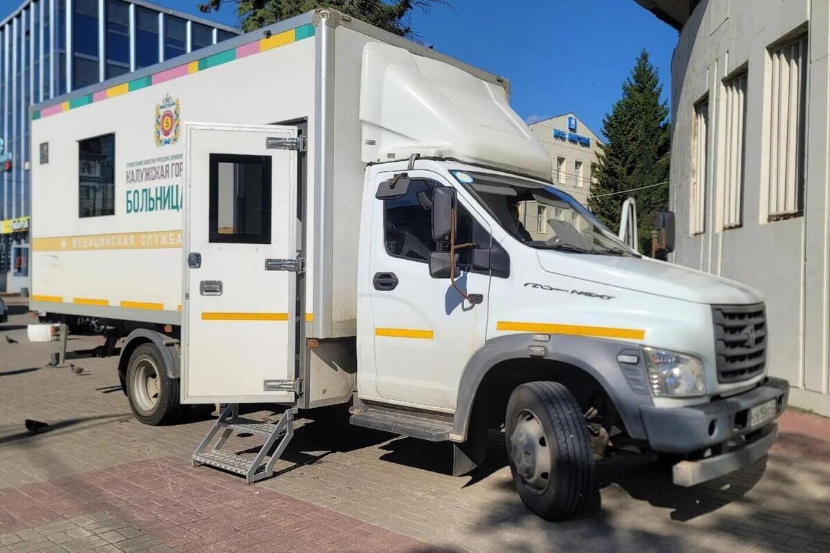 В Калуге начал курсировать мобильный пункт для вакцинации против гриппа