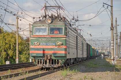 Движение поездов приостановили в российских областях после атаки ВСУ