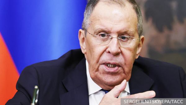 Лавров разъяснил, почему нельзя остановить конфликт с Украиной по линии фронта