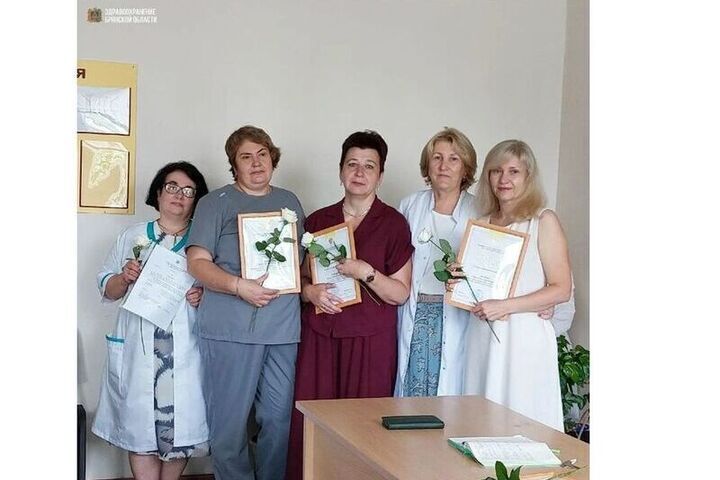 Ведомственные награды были вручены целому ряду сотрудников Брянской детской больницы №1