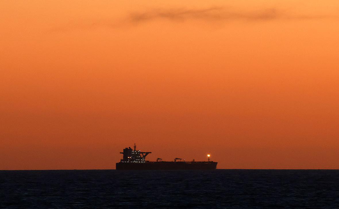 Reuters узнал, что в Индии ожидают сокращения поставок российской нефти
