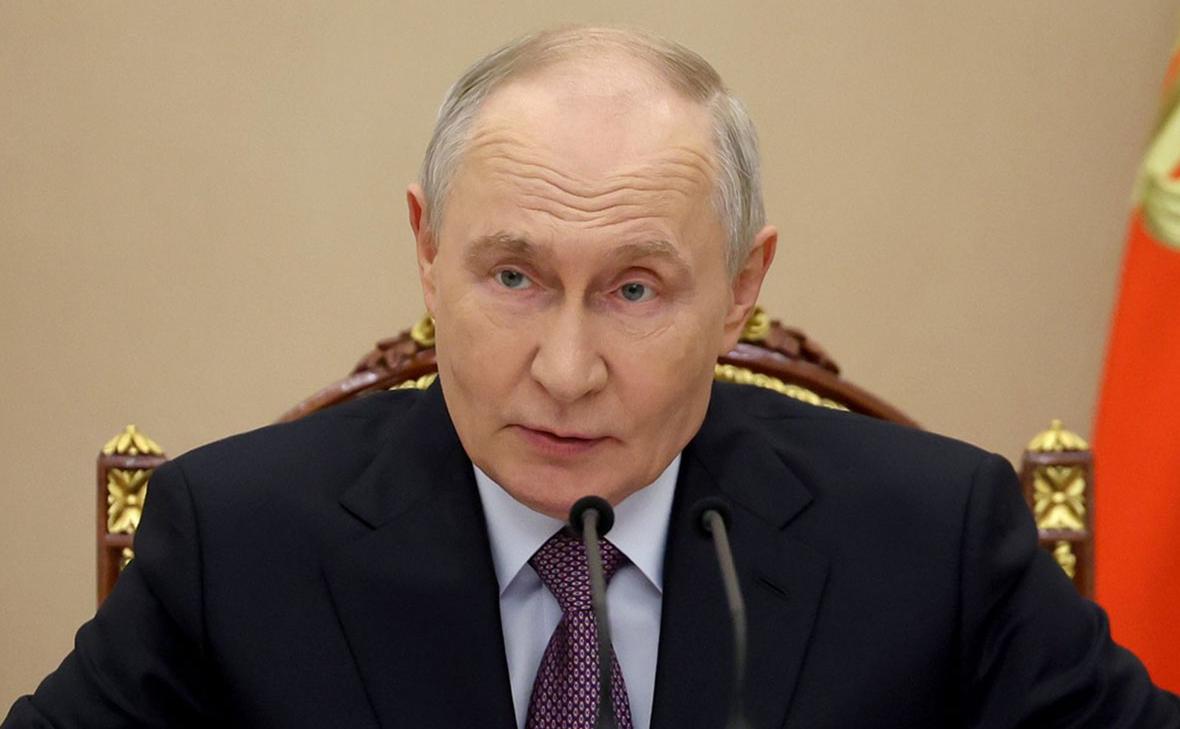 Путин ограничил доступ к части информации в сфере ТЭК