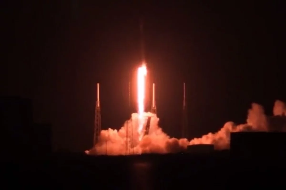 SpaceX запустила крупнейшую в истории ракету Starship
