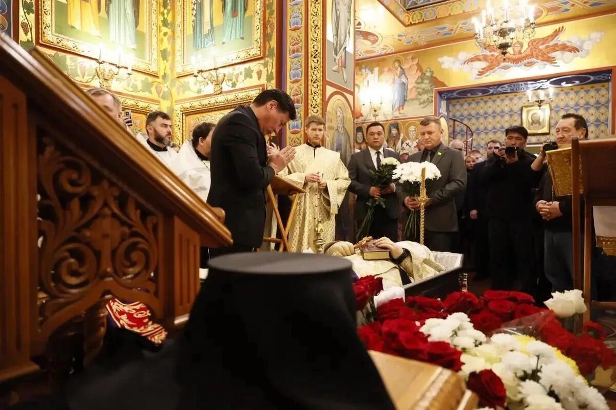 В Элисте простились с первым архиепископом Калмыкии Зосимой