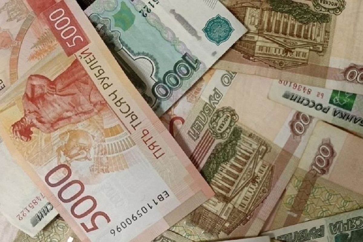 В Екатеринбурге погасили более 14 млн долга по зарплате