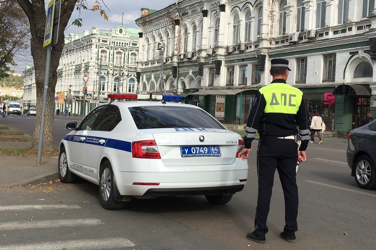 В Саратовской области за два дня отстранили от езды 65 водителей