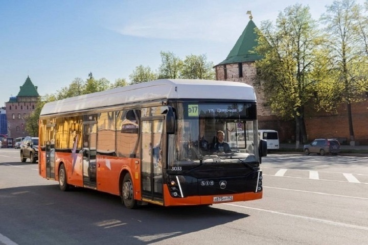 Из-за дефицита бензина нижегородцев просят пересесть на автобусы