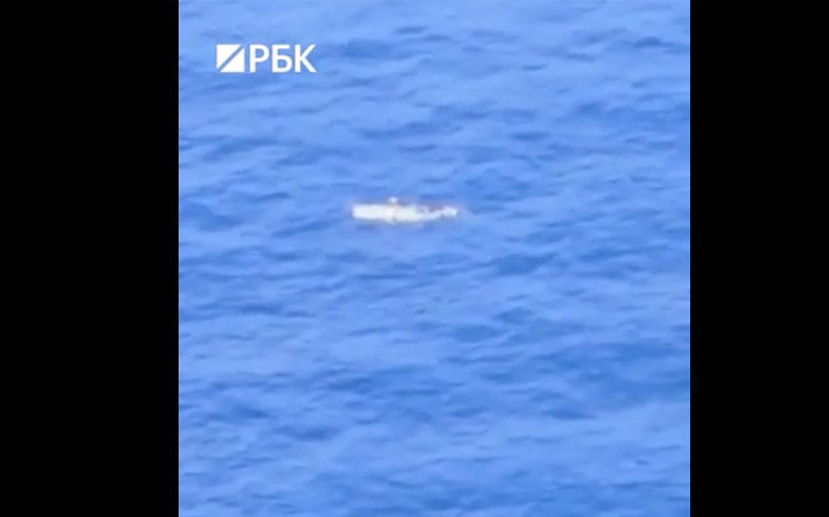 В Карибском море из-за драки перевернулась лодка с 60 людьми. Видео
