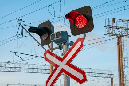 ВСУ атаковали железную дорогу в российском регионе во время движения поезда