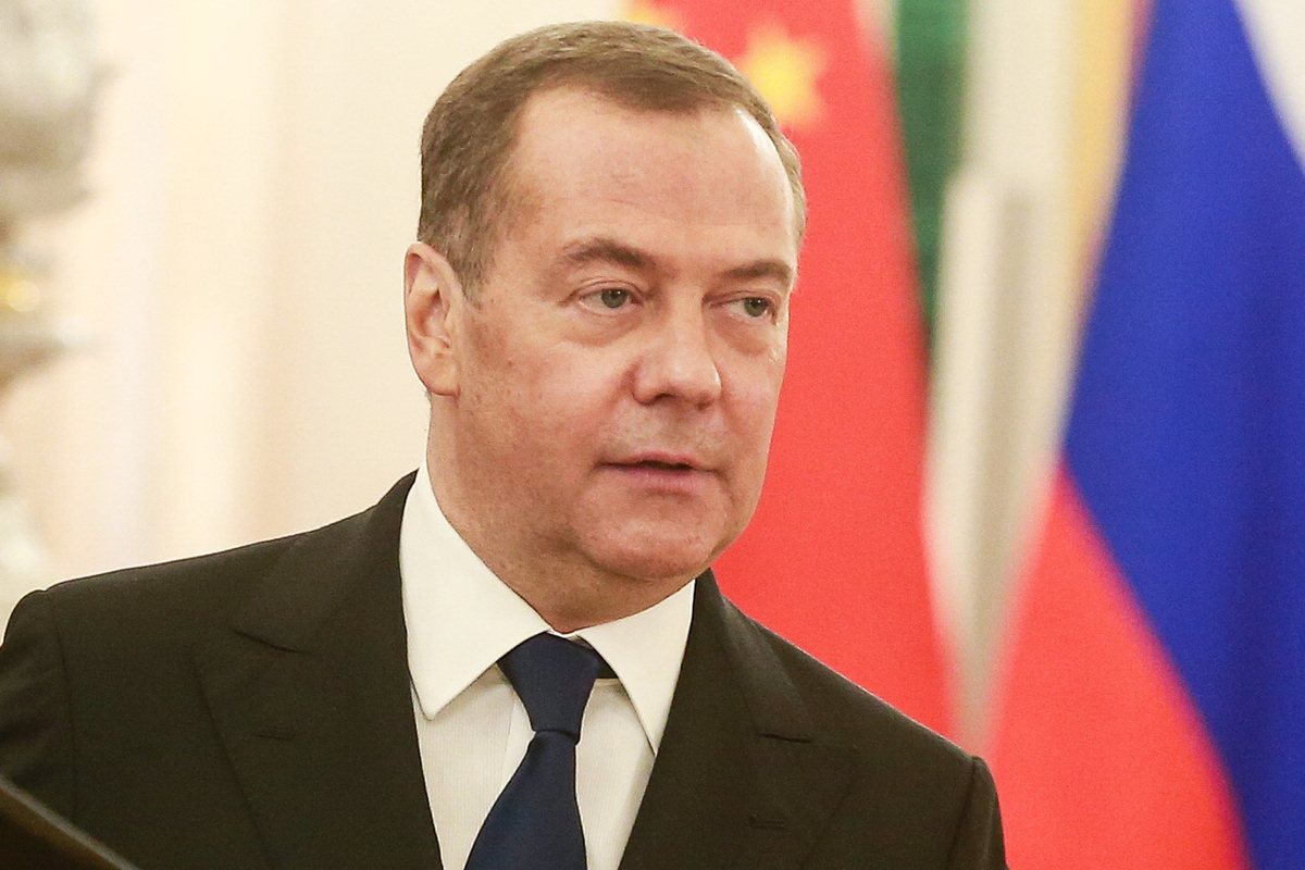 Медведев предупредил о максимальной угрозе мирового конфликта