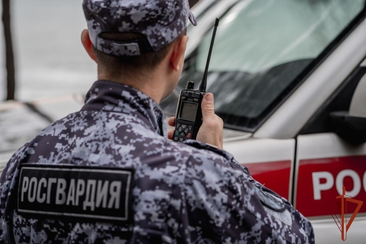 Женщину в розыске задержали в отделе по вопросам миграции в Мурманске