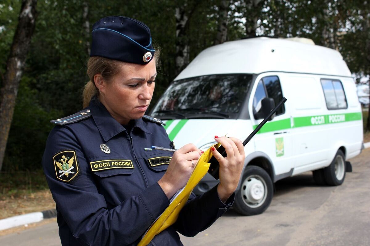 Чтобы не стать пешеходом смолянин оплатил долги по алиментам