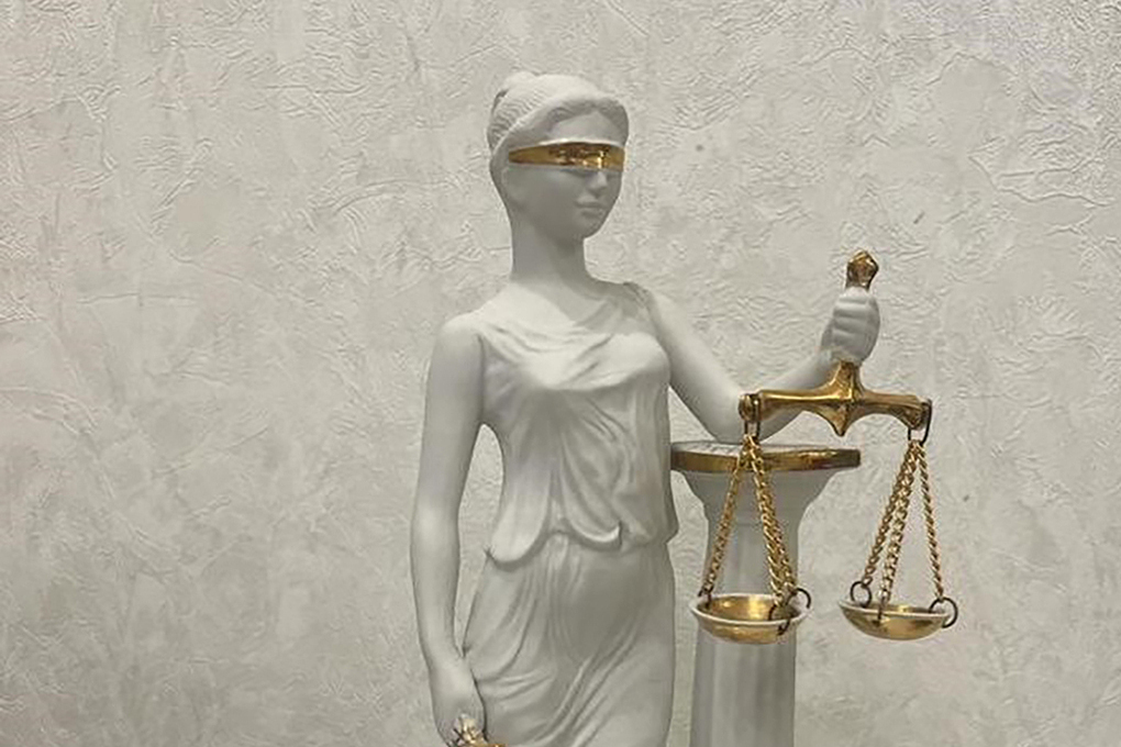 Мирового судью, его помощника и секретаря судебного заседания из КБР отправят в колонию за взятки