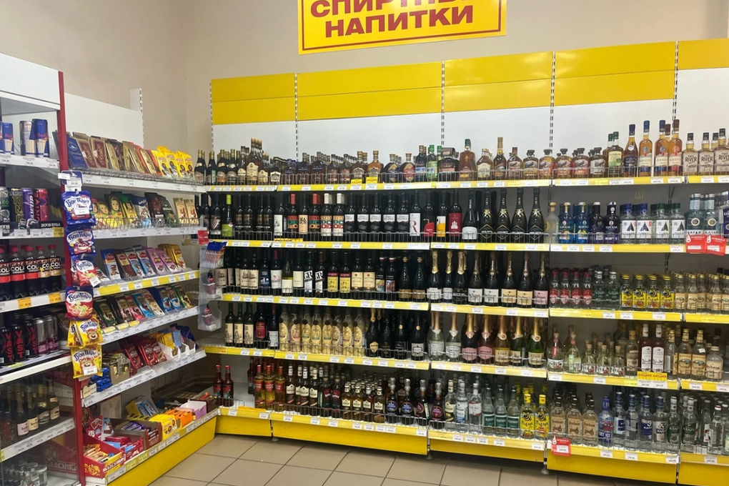 Орловец дважды напал на магазины с муляжом оружия