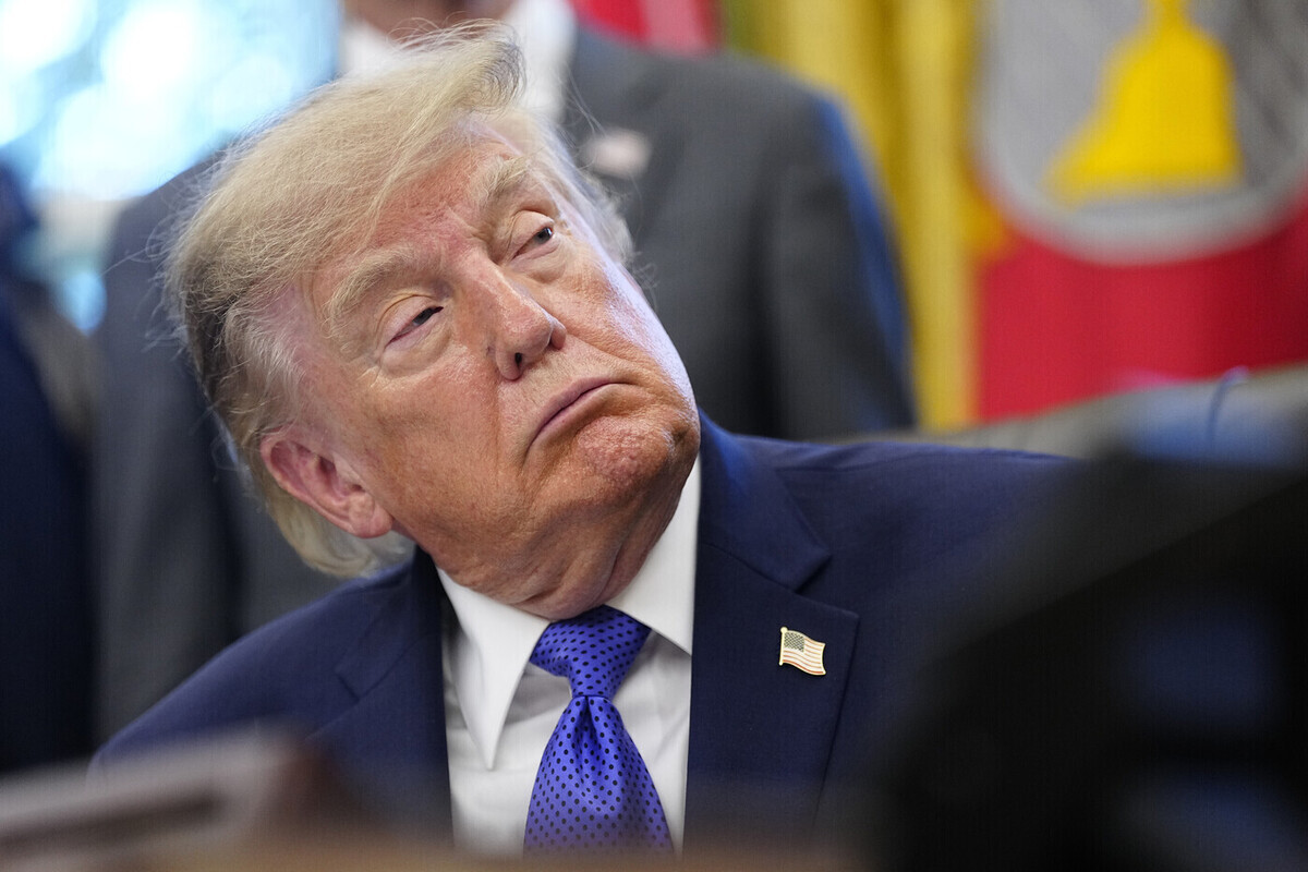 Трамп задумался о новом назначении для директора Нацразведки