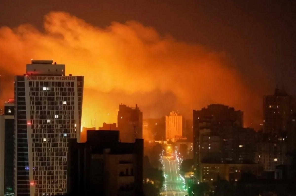 Киев трещит по швам: генералы ВСУ начали воевать между собой, творится хаос