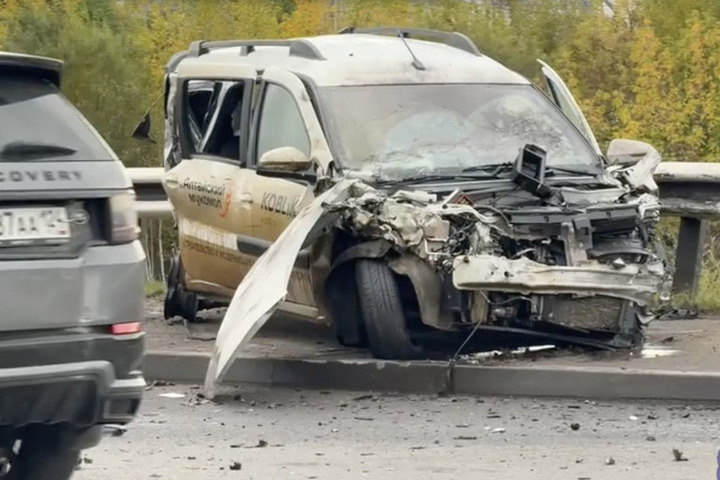 СФУ поможет семьям студенток, погибших в аварии на Дубровинского