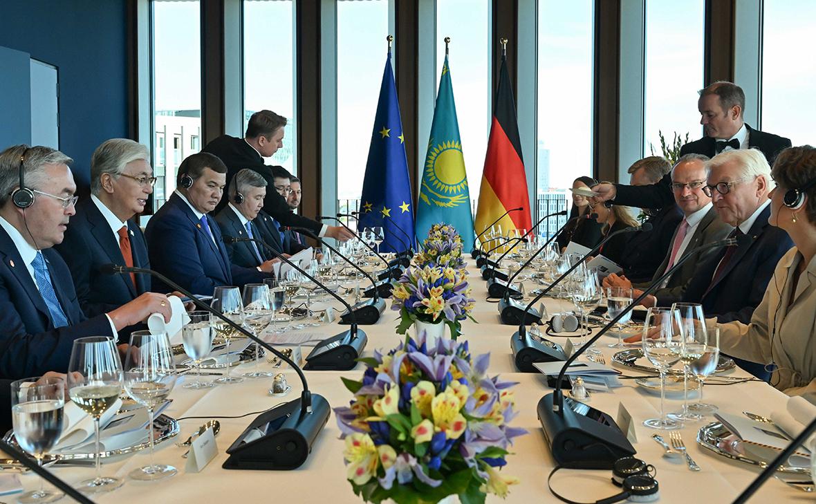 Почему Казахстан готов предоставить ФРГ доступ к критическим ресурсам