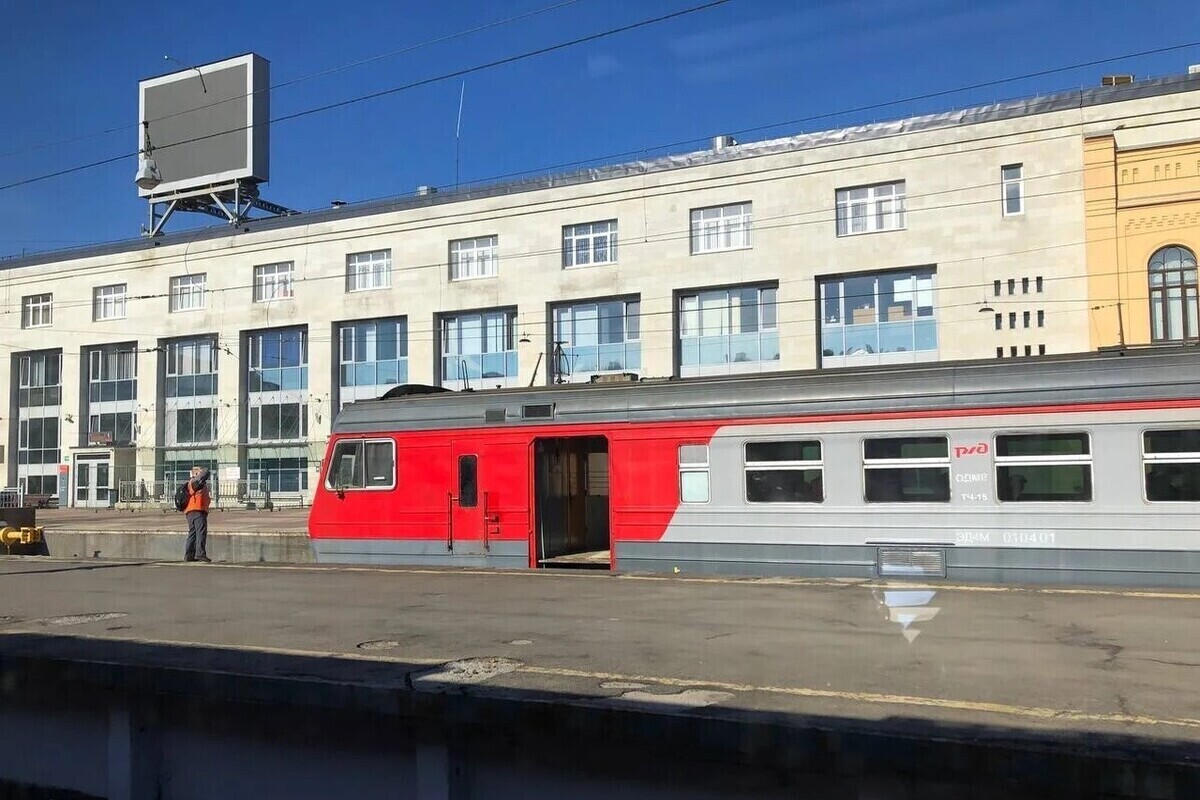 Часть электричек Московского направления переведут в Обухово со 2 октября