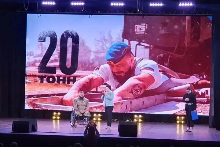 Фильм о подвиге ветерана СВО «20 тонн» показали в Тульской области