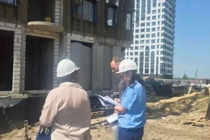 Проверка прокуратуры вскрыла нарушения на стройплощадке на Чмутова в Туле